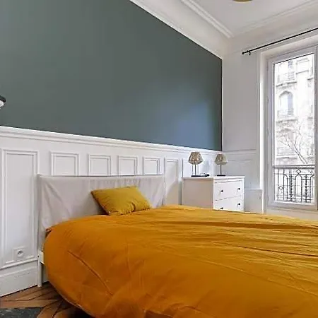 Bridgestreet Opera - Montmartre Parijs